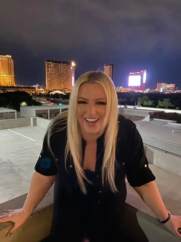 Michele Monroe ( michelemonroe )