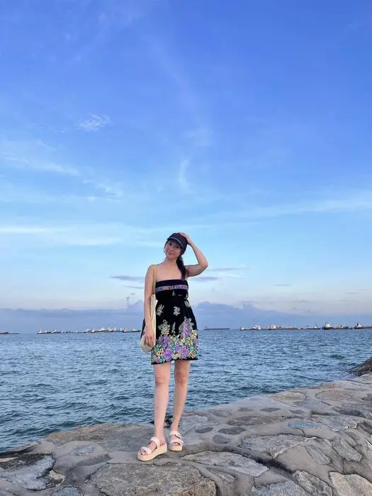 Michelle Tiang ( michelletiang )