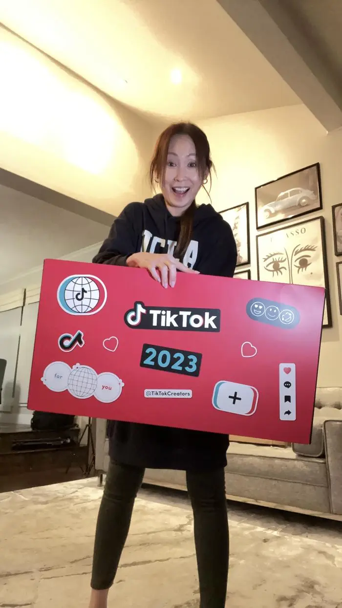 Michelle Tiang ( michelletiang )