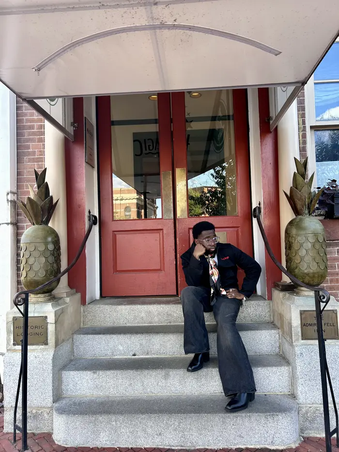 Nnamdi M. ( motionboynnam )