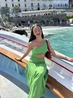 Sophie Ross ( myguidetotheworld )