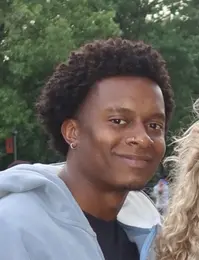 Olu Logan ( olulogan )