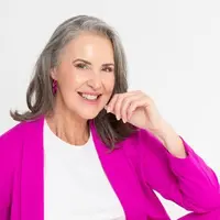 Sharon Young ( positivelyforeveryoung )