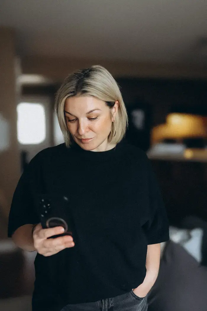 Olga Schastlivtsev ( prarielifewitholga )