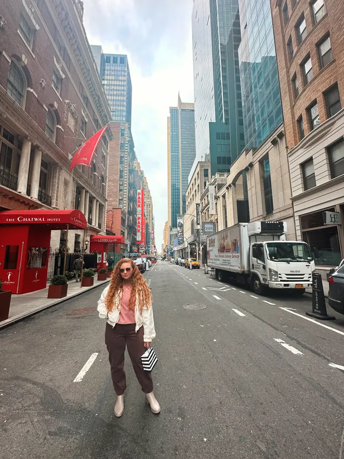 Breanna Ercolino ( redheadcreator )