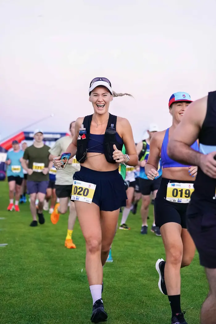 Jasmine Abramo ( runwithjaz )