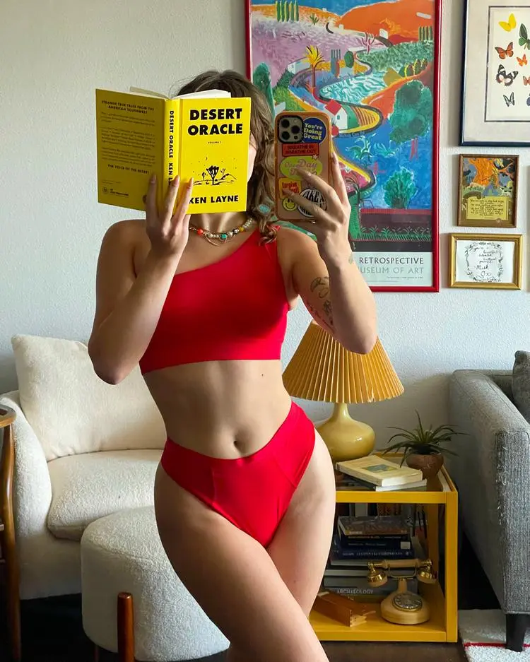 Rylie Jouett ( ryliejouett )