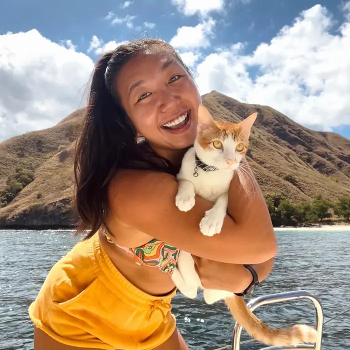Joyce Roxanne ( sailingcatsclub )