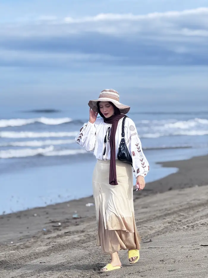 Sakila Agustina ( sakilagustina )