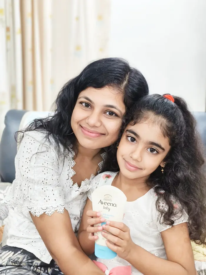 Sameera Krishna ( samwithlittleishi )