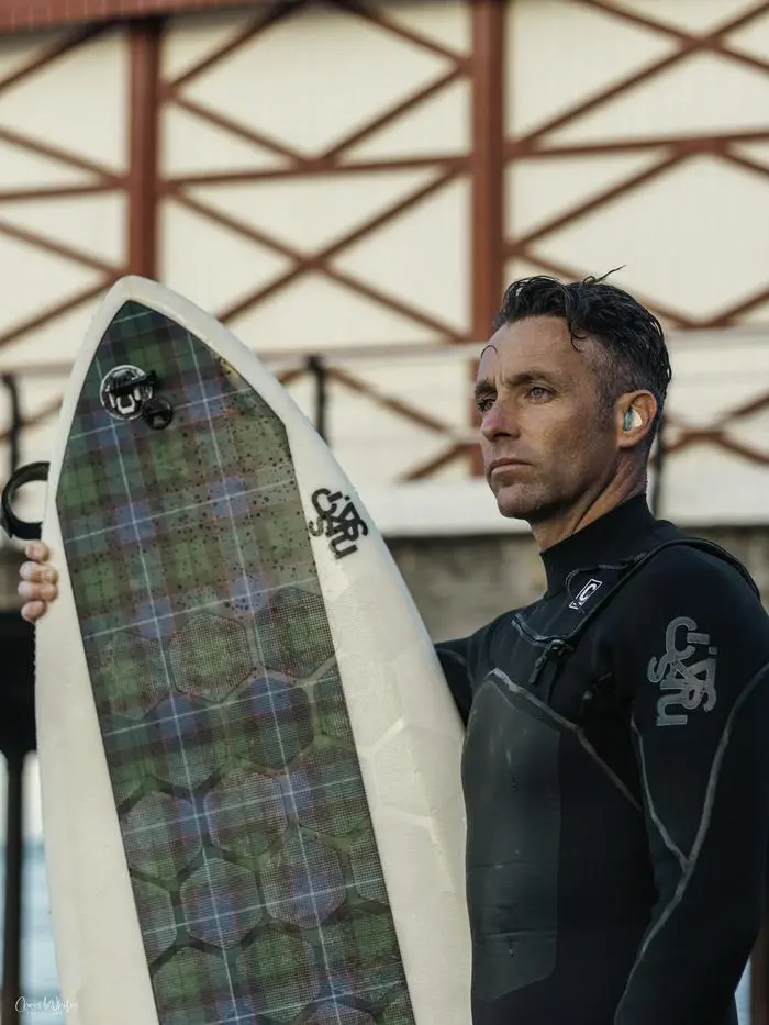 Scott Mitchell ( scottishsurfer )