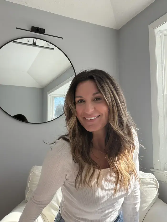 Sarah Welles ( simplywelles )