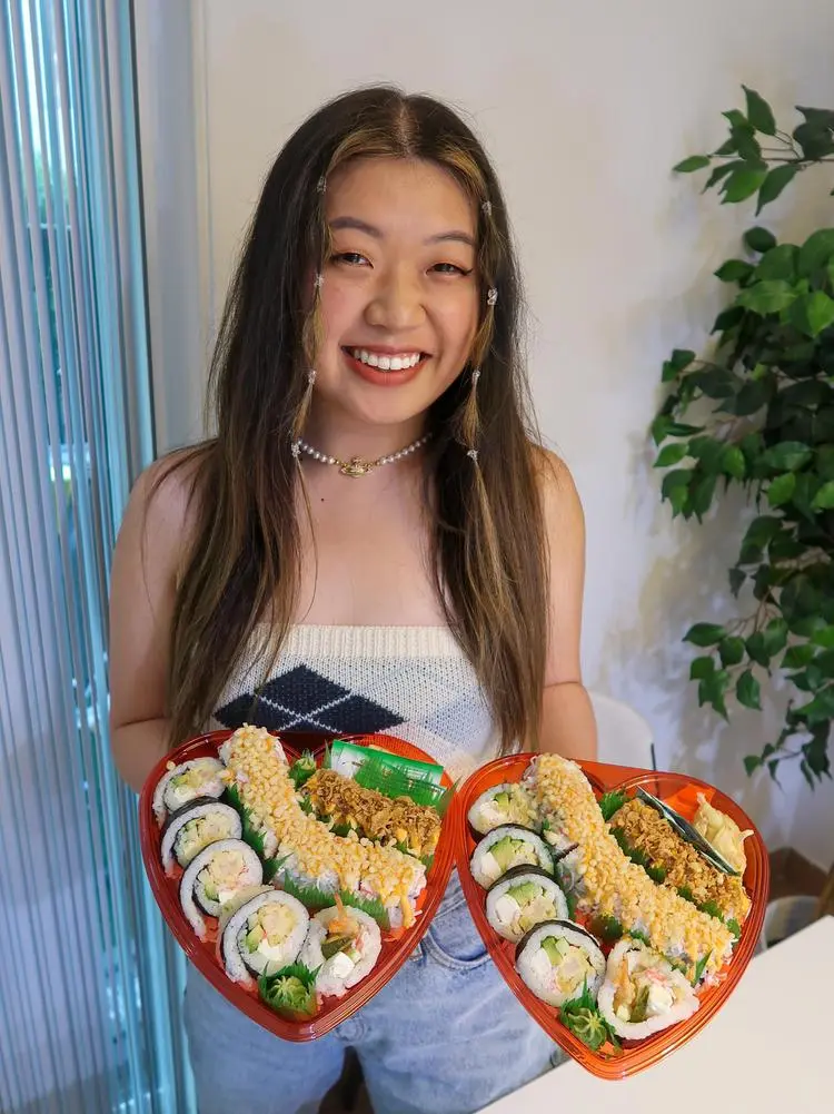 Tiffany Liu ( takeonefortheroad )