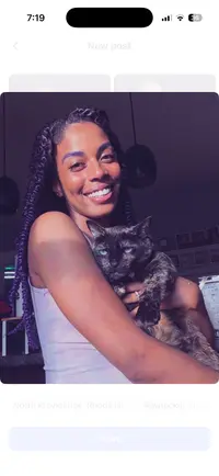 Crisonis Melendez ( thankfullypacked )