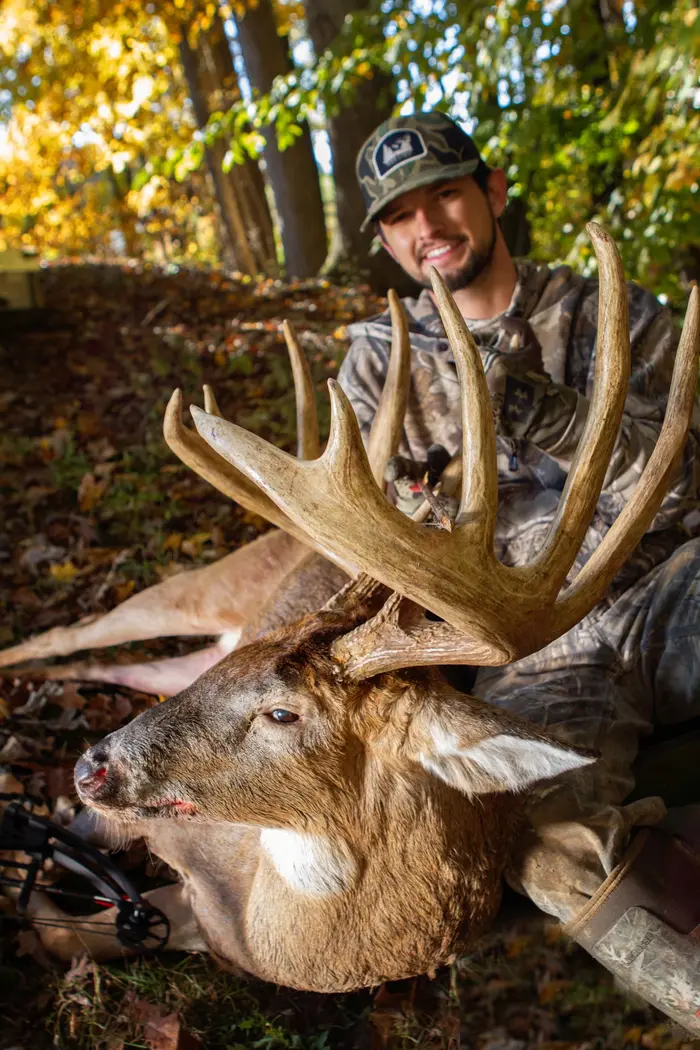Dustin Huff ( thehuffbuck )