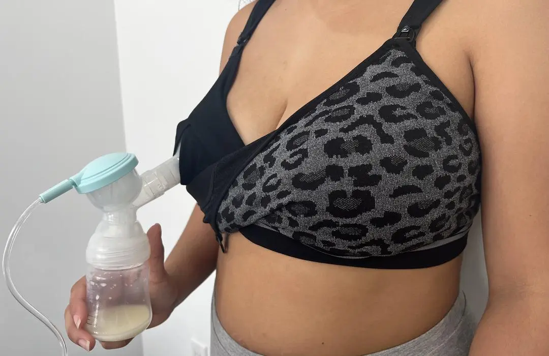 Nia Torres ( therealmamaa )