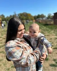 Nia Torres ( therealmamaa )