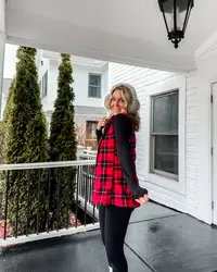 Samantha Curtis ( thesamanthashow )