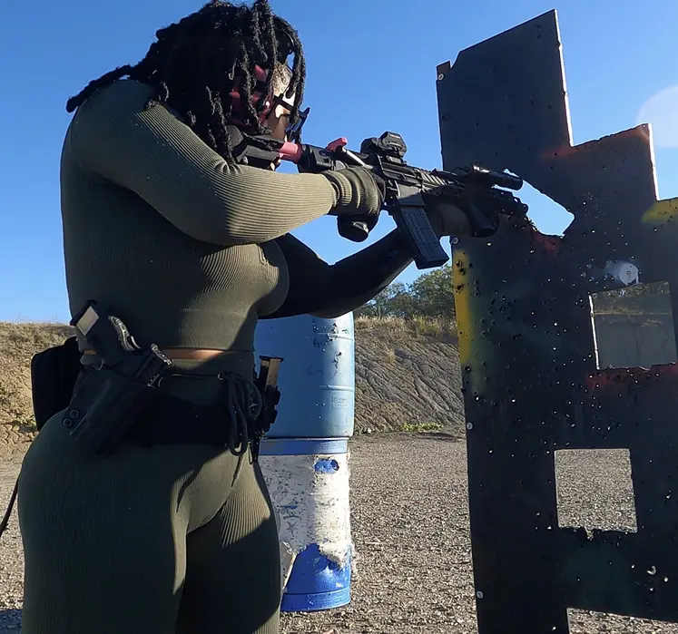 Jasmin Black ( thetacticalbaddie )