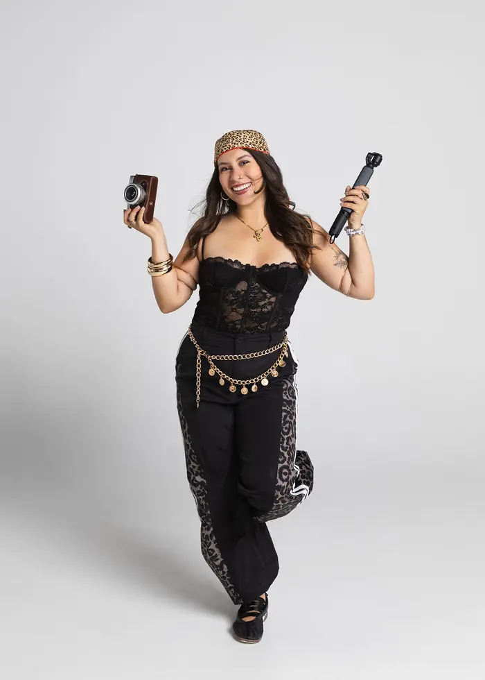 Vaneska Salas ( vaneska )