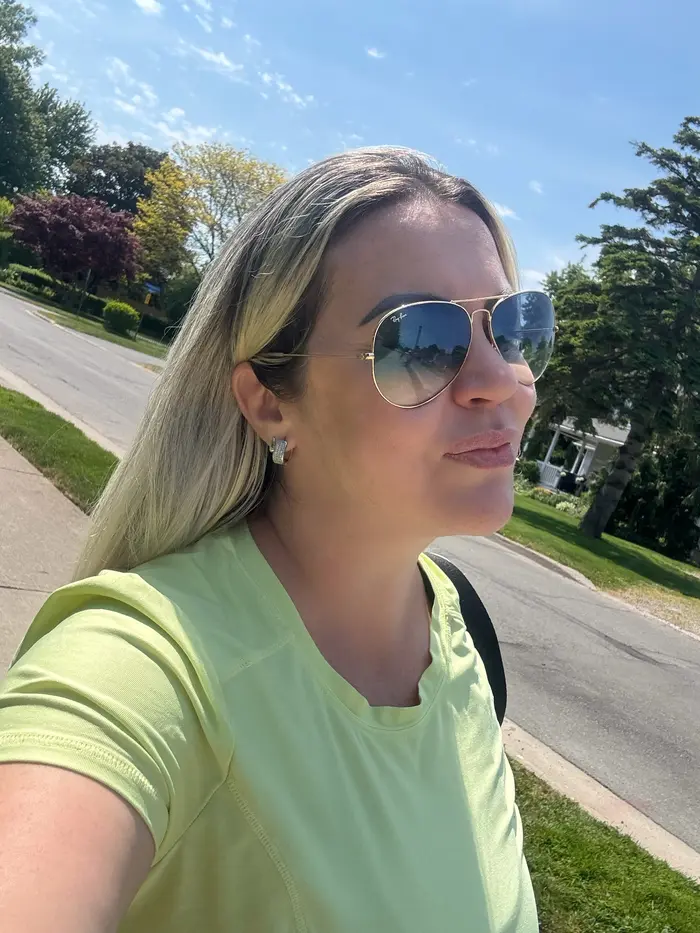 Maria ( vidarealnocanada )