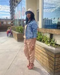 Yanni Cee ( yanniceecee )
