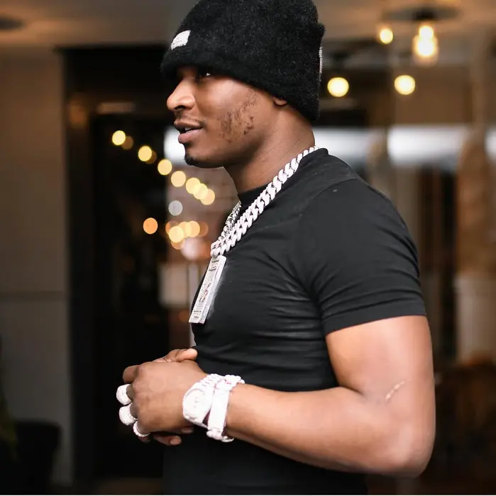 Young Goldie ( younggoldie )